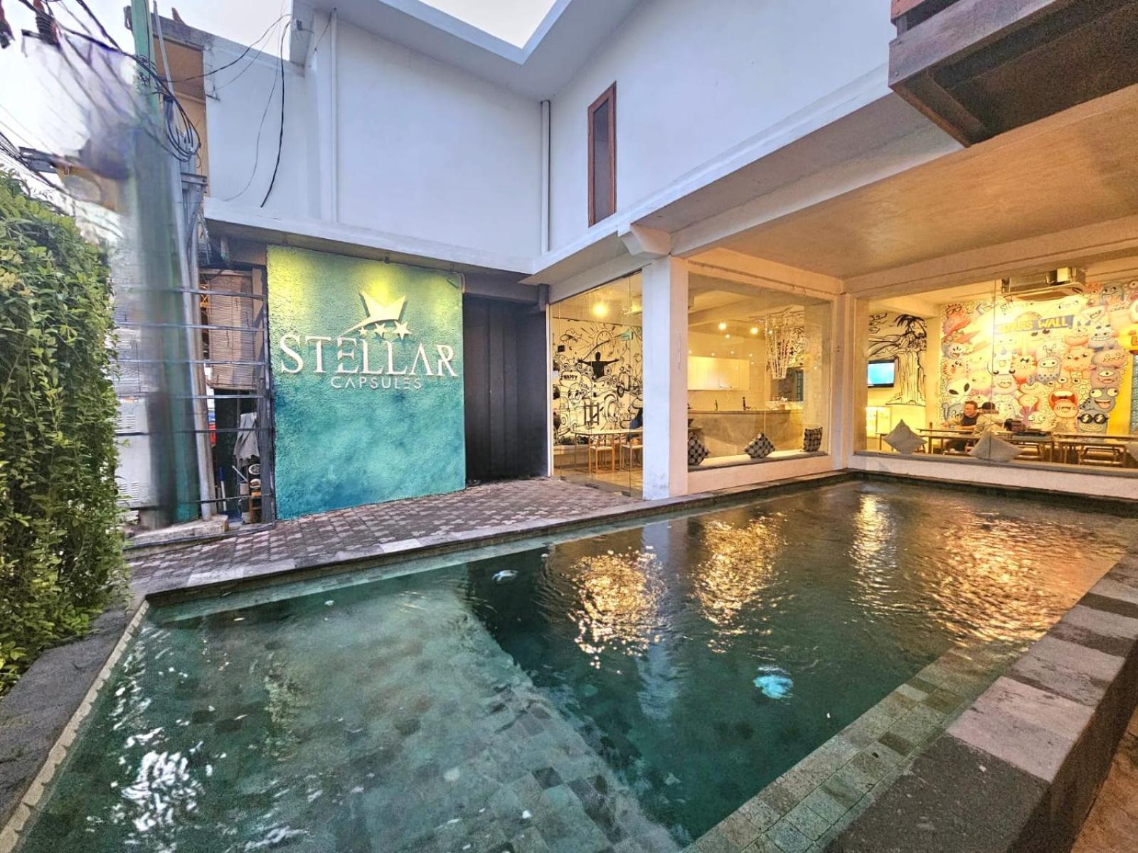 Stellar Capsules Hostel Seminyak Kültér fotó Stellar Spa
