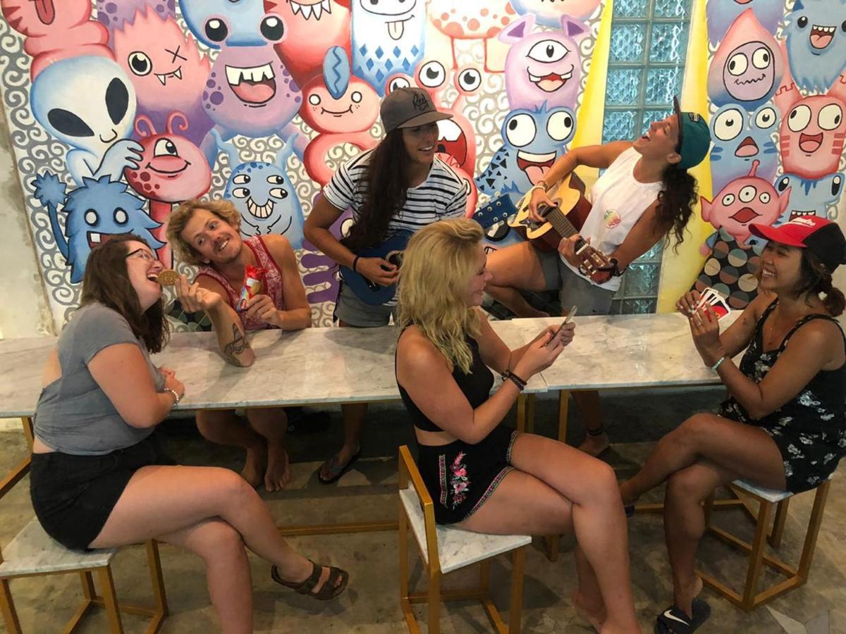 Stellar Capsules Hostel Seminyak Kültér fotó The cast of the podcast in 2019
